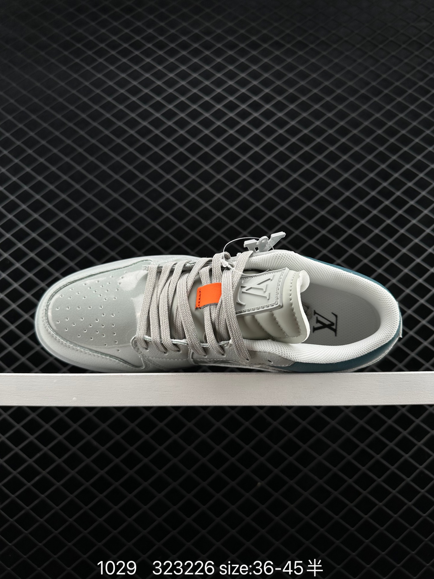 Nike Air Jordan 1 Retro High OG”Black/White“